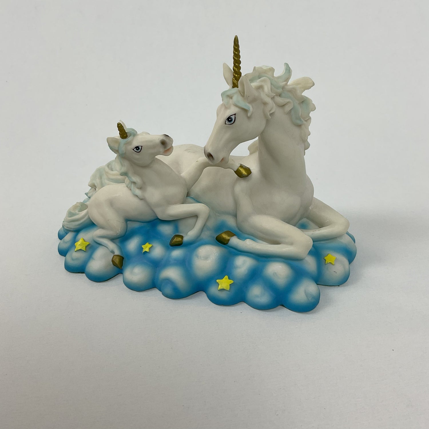 Figurines