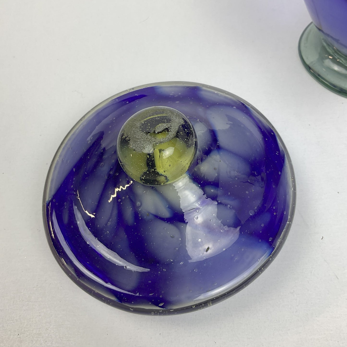 Vintage Cobalt Blue Art Glass Lidded Sugar Bowl – Mid-Century Swirl Condiment Dish