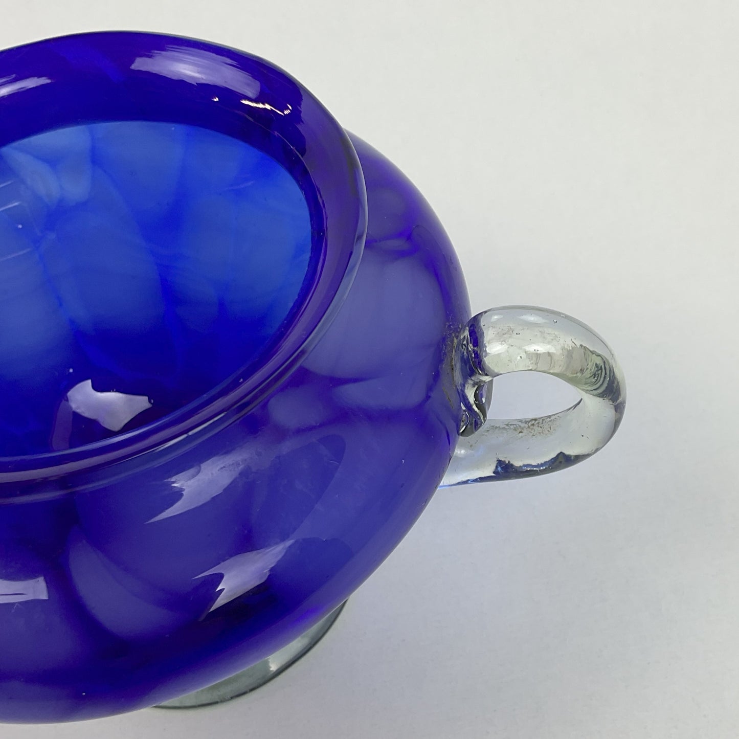 Vintage Cobalt Blue Art Glass Lidded Sugar Bowl – Mid-Century Swirl Condiment Dish