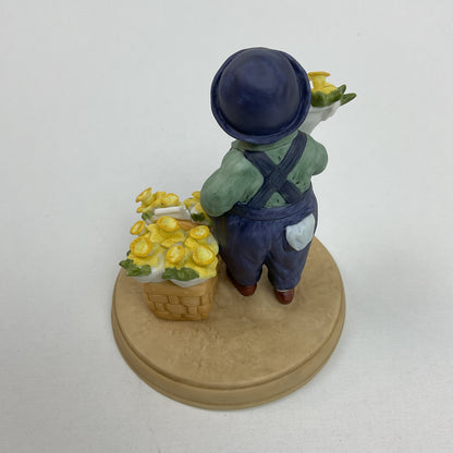 Vintage 1986 Avon Jessie Willcox Smith "Springtime" Porcelain Figurine